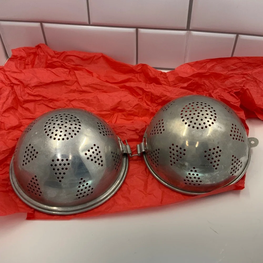 Vintage Damar Products Mrs Damar Rice Ball Infuser Aluminum 5 Inch Diameter